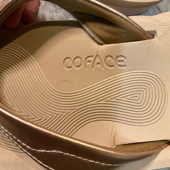 Coface Flip Flop Sandals Size 11 Arch Support Platform Thong Gold Cushion Comfy - Picture 3 of 8